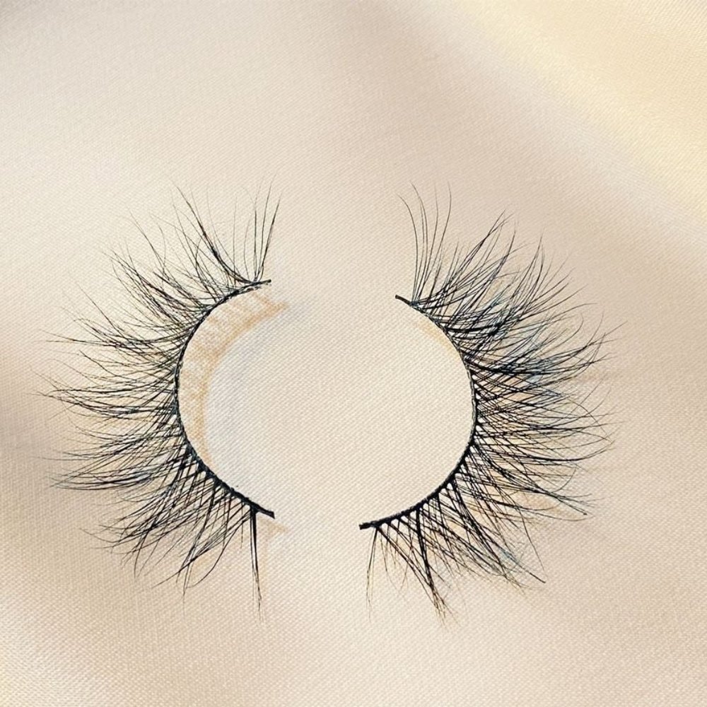 MALIBU strip eyelash extension